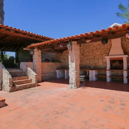 6 Bedroom Villa With Private Pool In Countryside! *