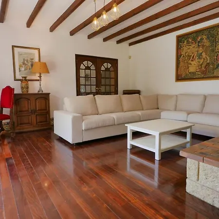 ヴィラ 6 Bedroom Villa With Private Pool In Countryside! *
