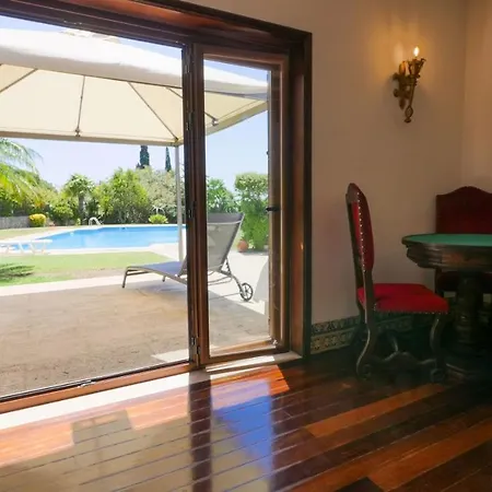 6 Bedroom Villa With Private Pool In Countryside! パルメラ